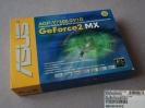 ASUS华硕 GeForce2 MX AGP-V7100 2V1D BOX