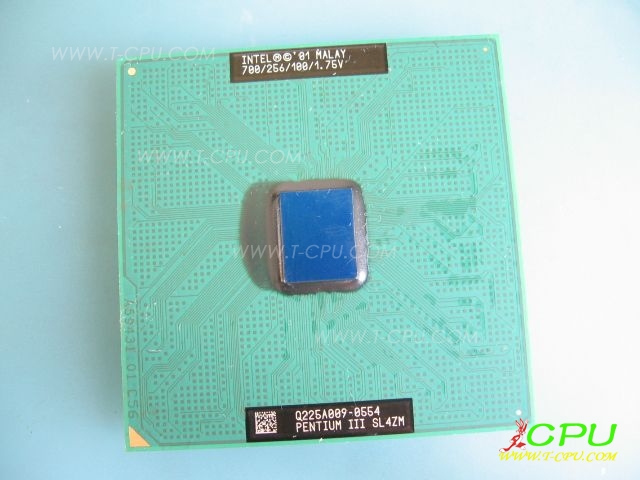 PENTIUM III 700 SL4ZM